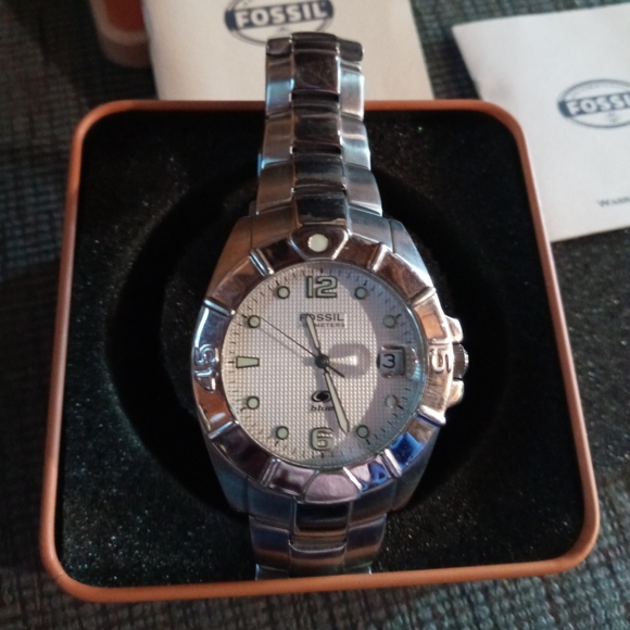 Fossil Other - Fossil wrist watch